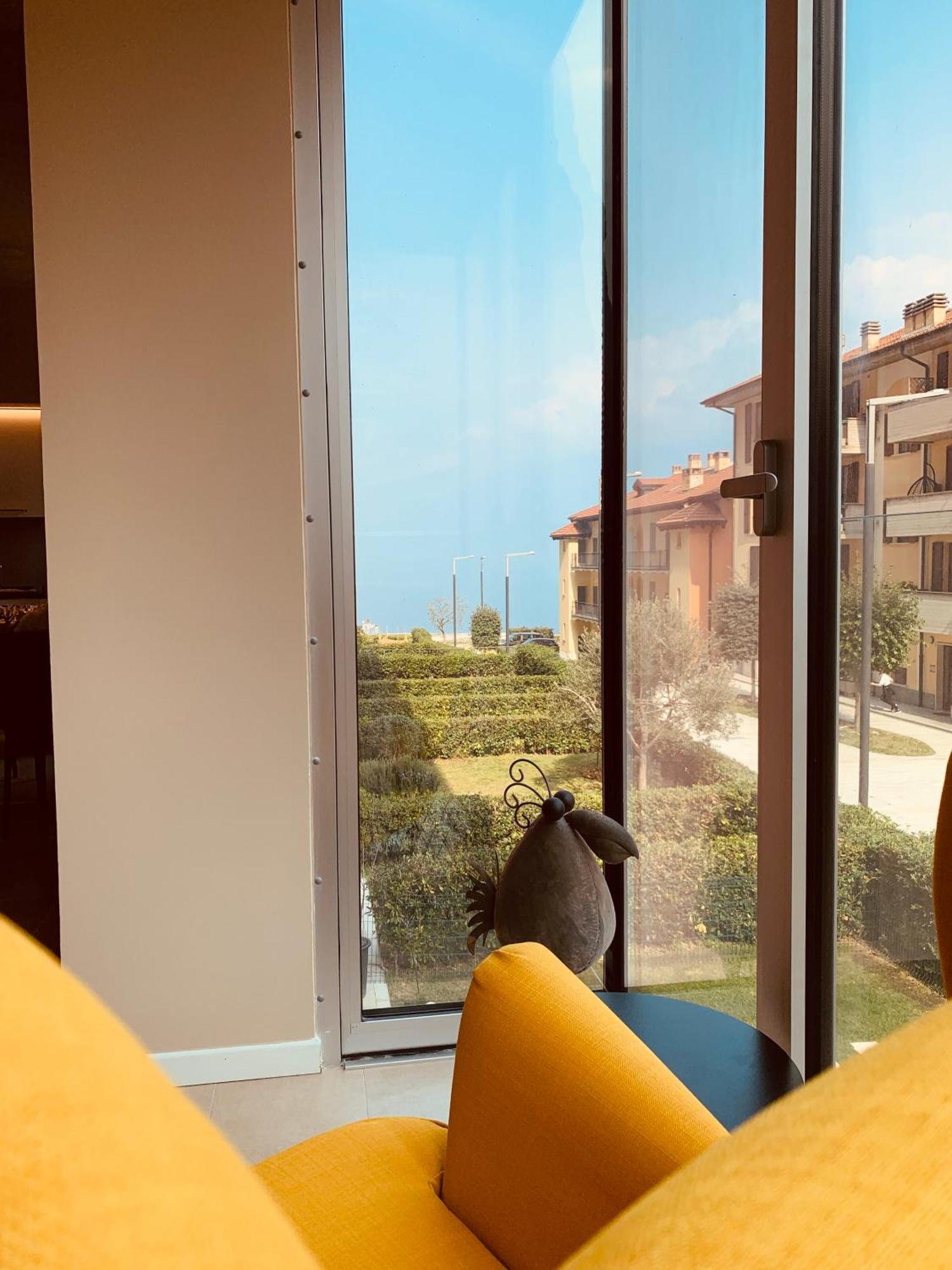Dv Garda Suite Campione del Garda Eksteriør bilde
